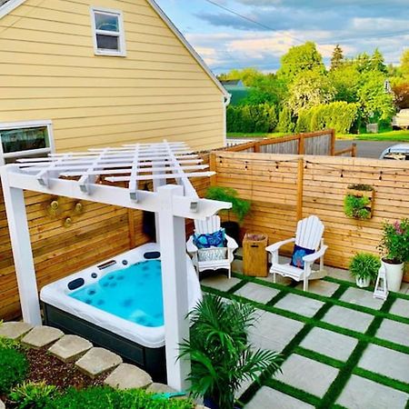Private New Garden Apartment W Hot Tub Camas Exteriör bild